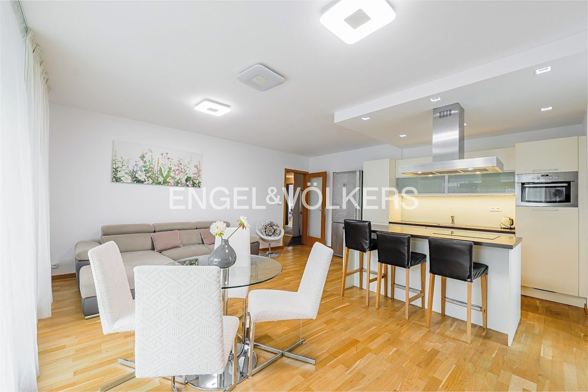 Pronájem bytu 3+kk 91 m² – fotografie 4