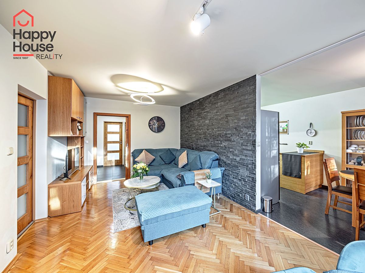 Pronájem bytu 4+1 79 m² – fotografie 2