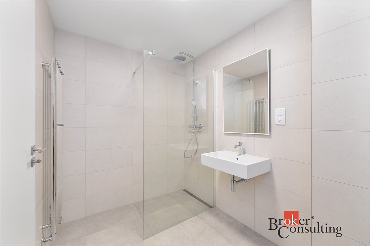 Pronájem bytu 2+kk 44 m² – fotografie 4
