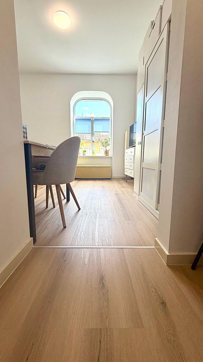 Pronájem bytu 2+kk 46 m² – fotografie 3