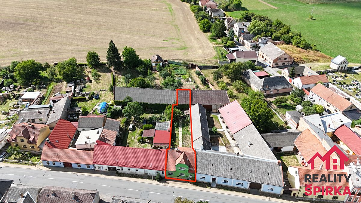Prodej rodinného domu 124 m², pozemek 417 m² – fotografie 2