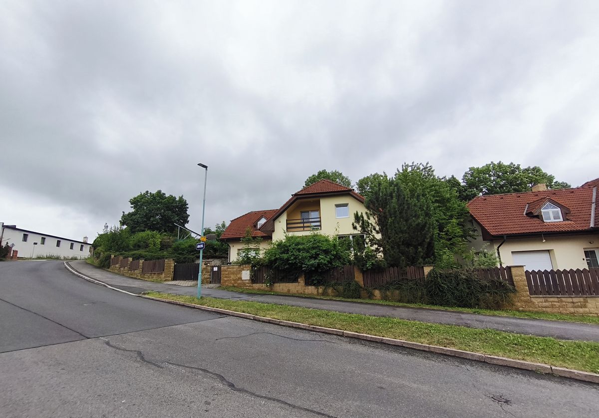 Prodej rodinného domu 190 m², pozemek 611 m² – fotografie 3