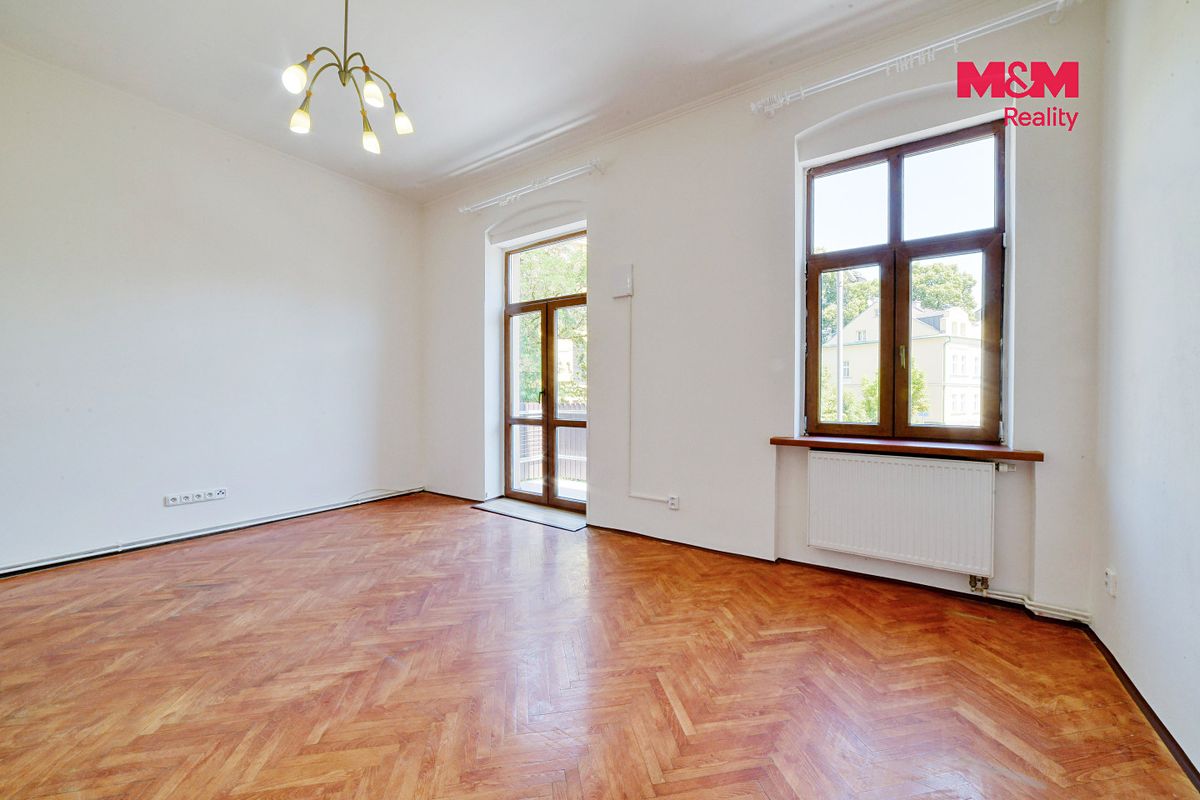 Pronájem bytu 1+kk 30 m² – fotografie 3