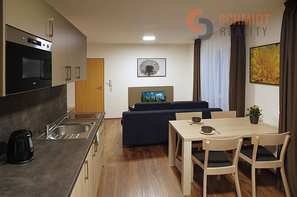 Pronájem bytu 2+kk 38 m² – fotografie 2