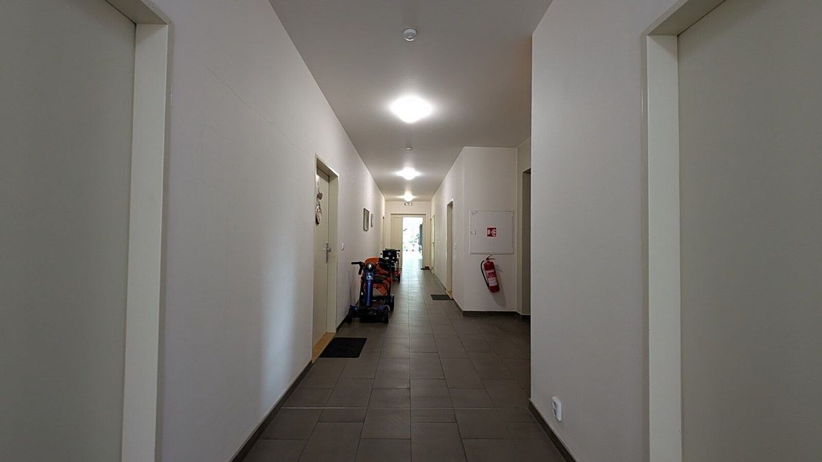 Pronájem bytu 1+kk 39 m² – fotografie 3