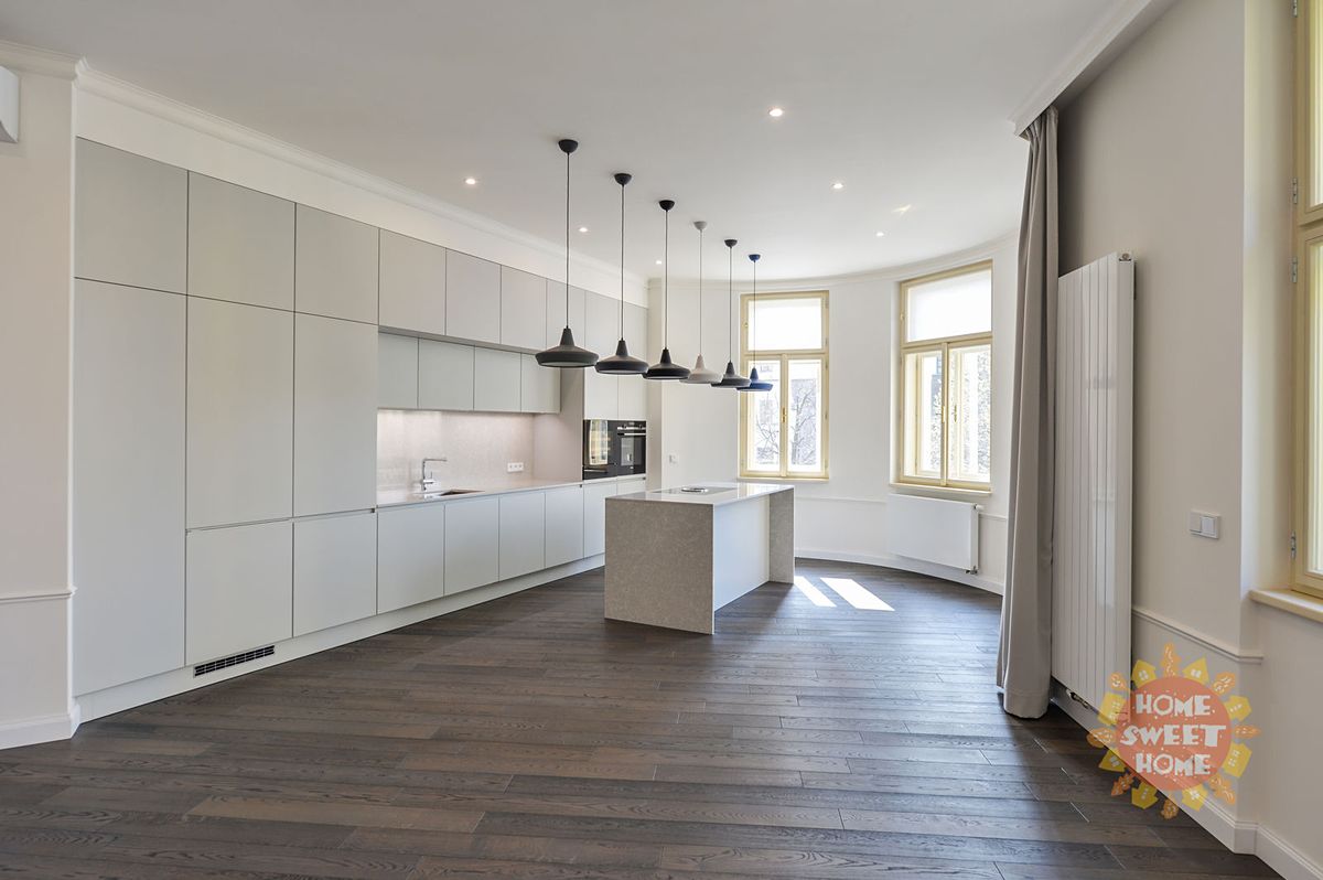 Pronájem bytu 4+kk 167 m²