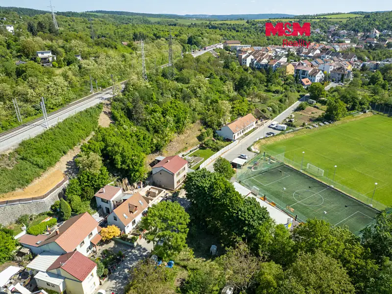Prodej zahrady 592 m², Brno – náhled fotky 1