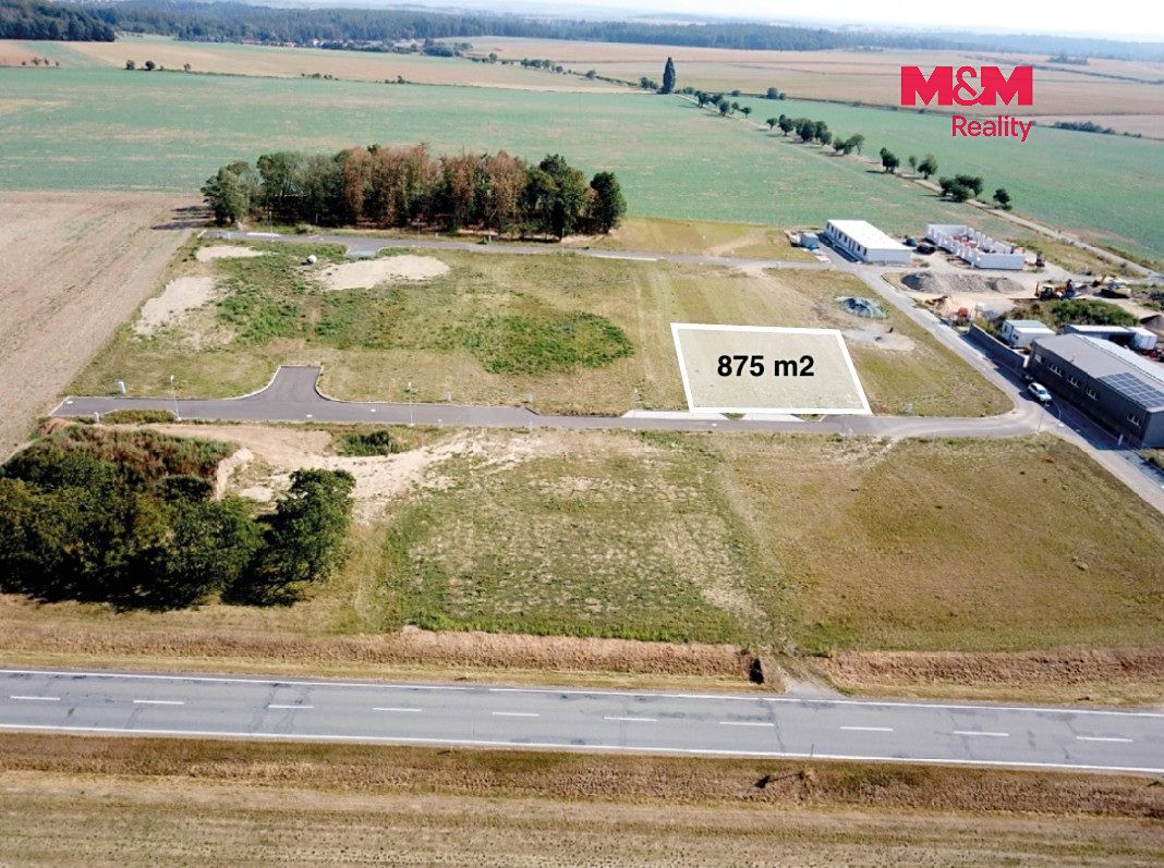 Prodej komerčního pozemku 875 m² – fotografie 2