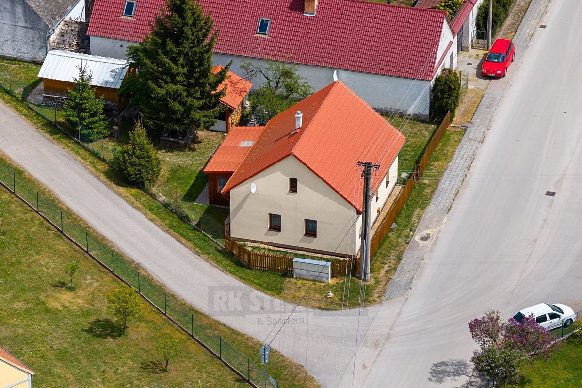 Prodej rodinného domu 87 m², pozemek 396 m²