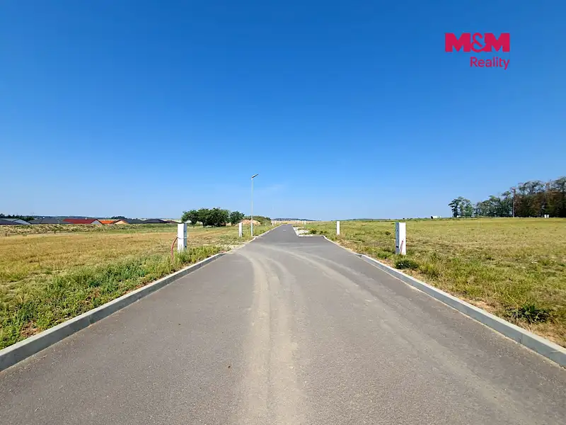 Prodej stavebního pozemku 841 m², Valeč – náhled fotky 3