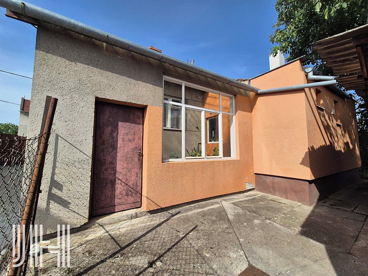 Prodej rodinného domu 100 m², pozemek 715 m² – fotografie 5