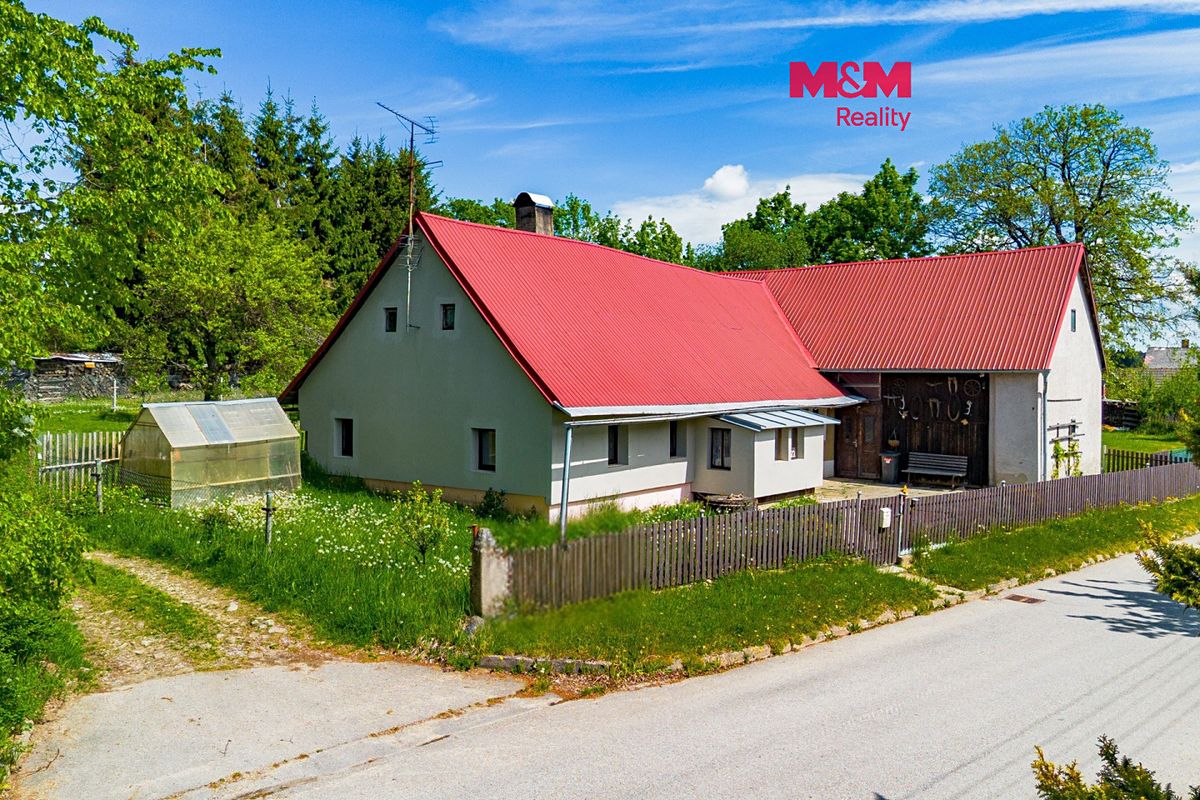 Prodej rodinného domu 63 m², pozemek 1547 m²