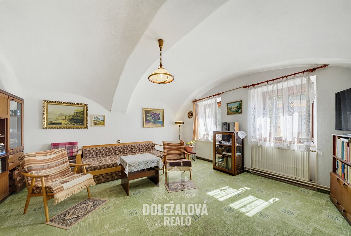 Prodej rodinného domu 131 m², pozemek 275 m² – fotografie 4