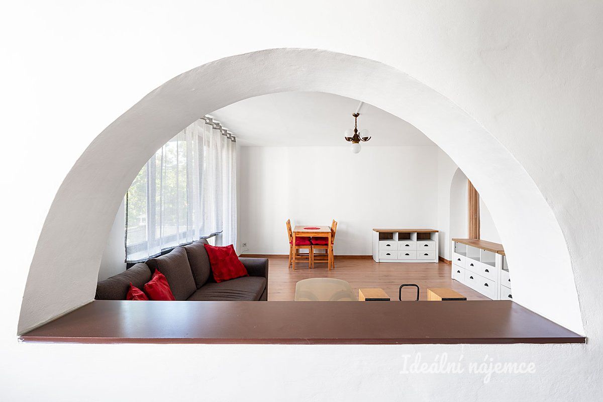 Pronájem bytu 2+1 60 m² – fotografie 4