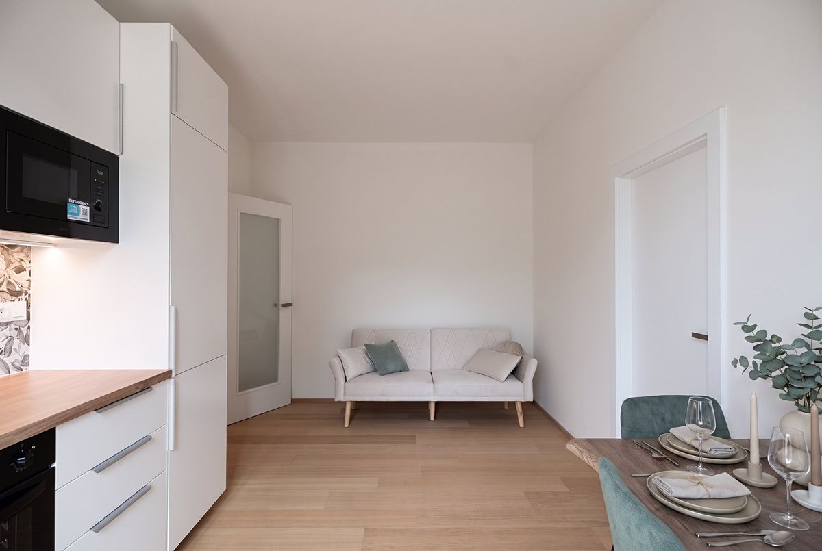 Pronájem bytu 2+kk 42 m² – fotografie 2