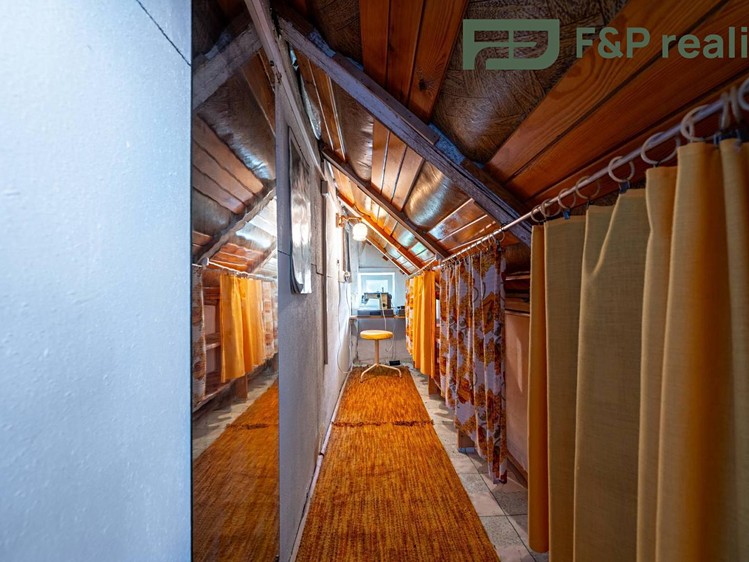 Prodej domu, 115 m² (24 z 33)