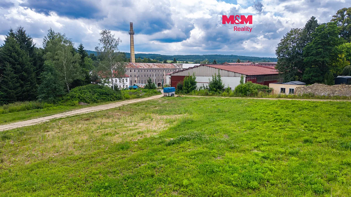 Prodej stavebního pozemku 1016 m²