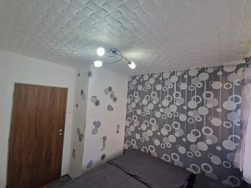 Prodej bytu 3+1 55 m², Osek – náhled fotky 2