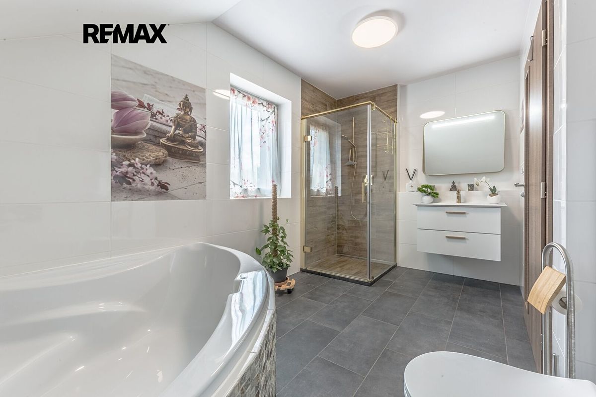 Prodej rodinného domu 120 m², pozemek 931 m²