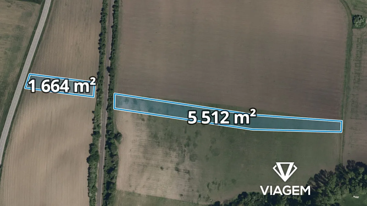 Prodej podílu 1/2 pole 3588 m²