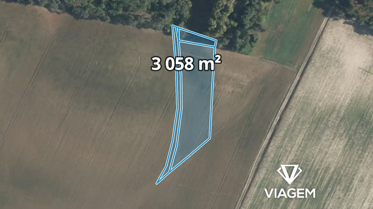 Prodej pole 3058 m²