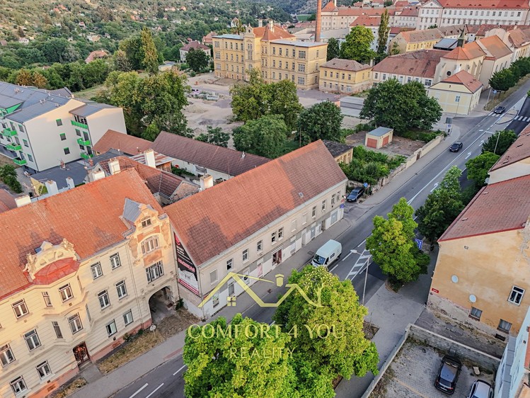 Prodej komerčního prostoru, 1 250 m² (7 z 31)