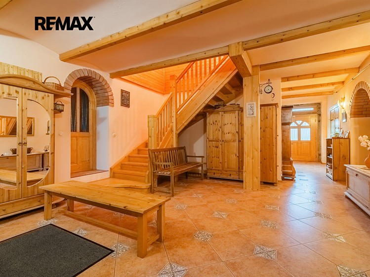 Prodej domu, 304 m² (8 z 32)