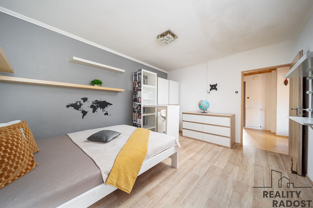Prodej rodinného domu 180 m², pozemek 119 m² – fotografie 4