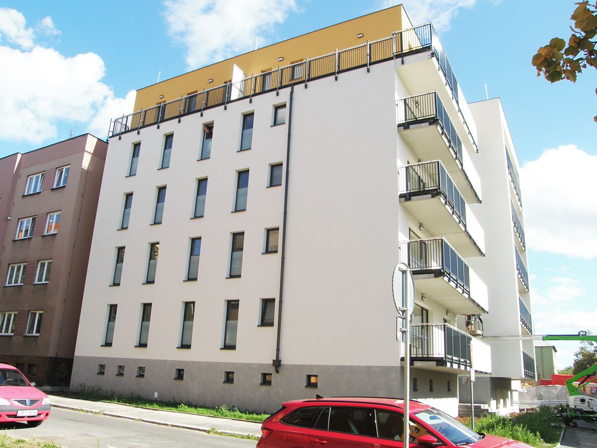 Pronájem bytu 1+kk 32 m² – fotografie 2
