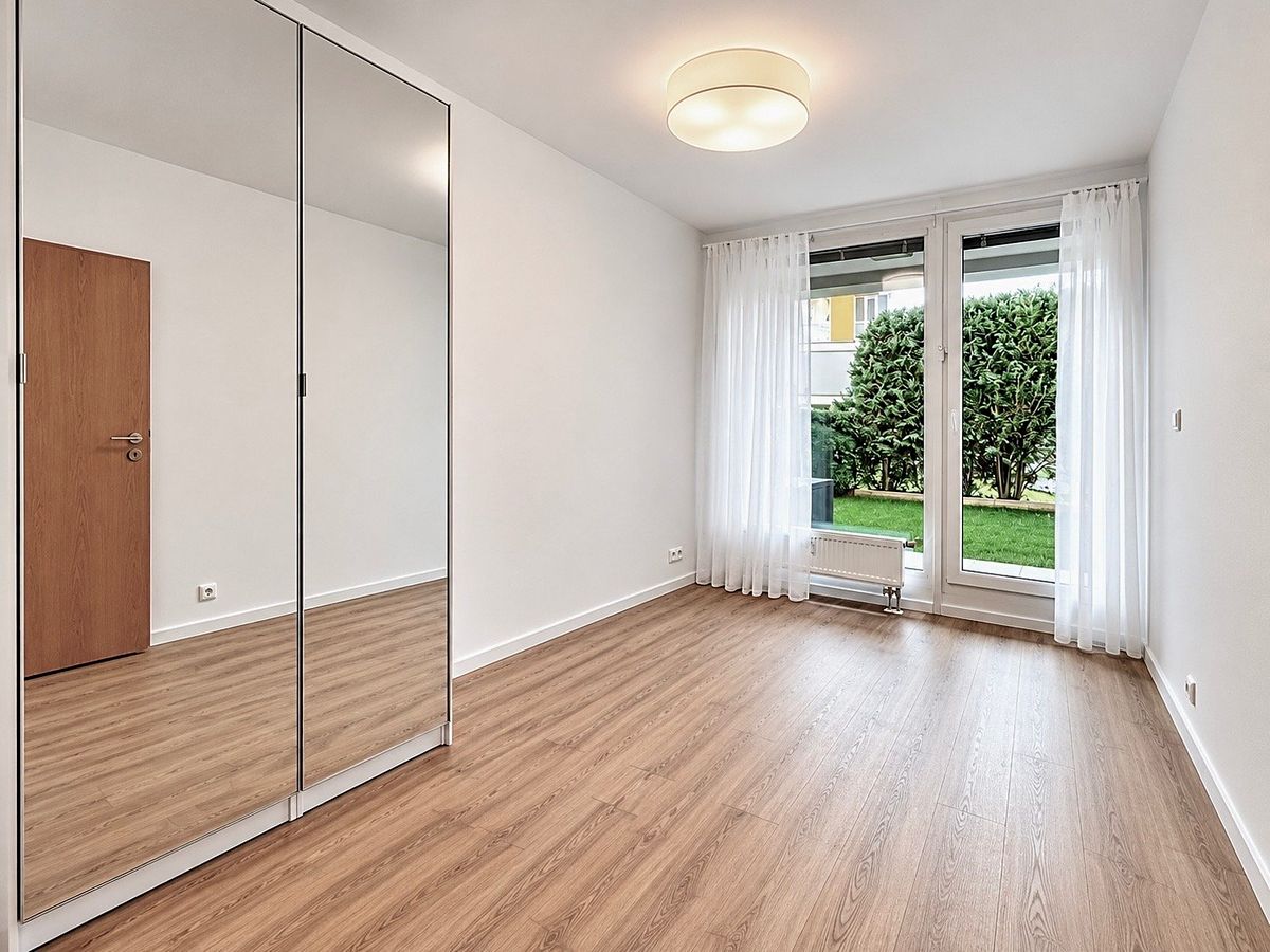 Pronájem bytu 2+kk 49 m² – fotografie 4