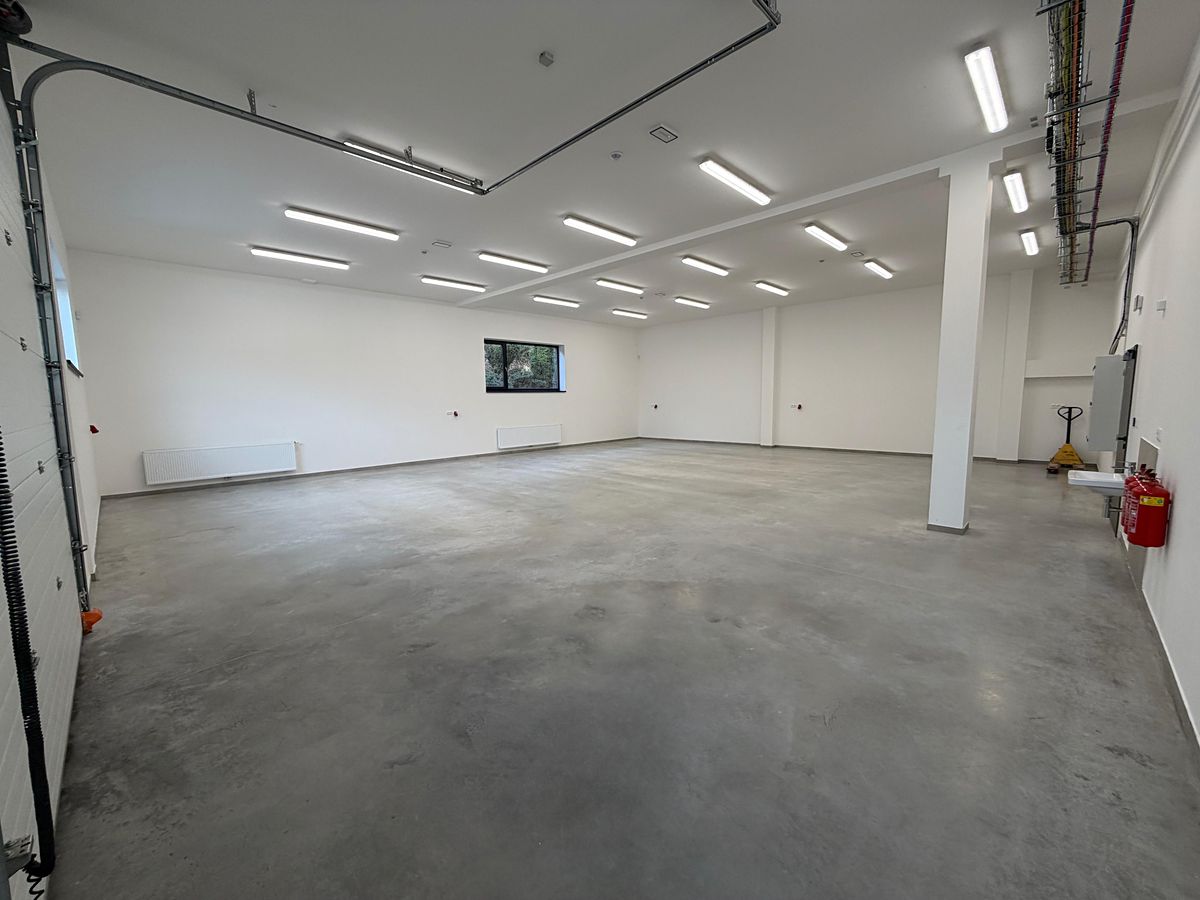 Pronájem skladového prostoru 173 m²