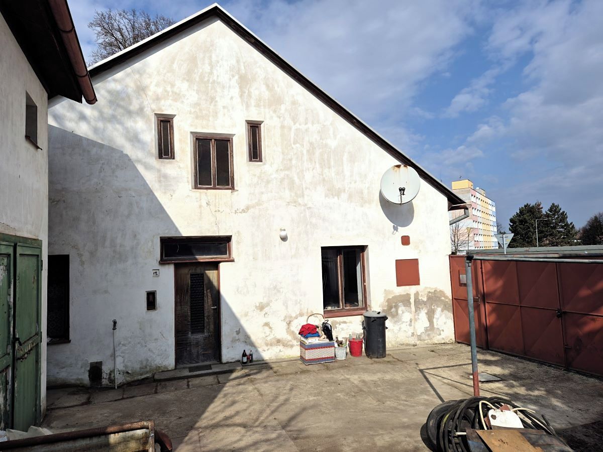 Prodej rodinného domu 87 m², pozemek 592 m² – fotografie 2