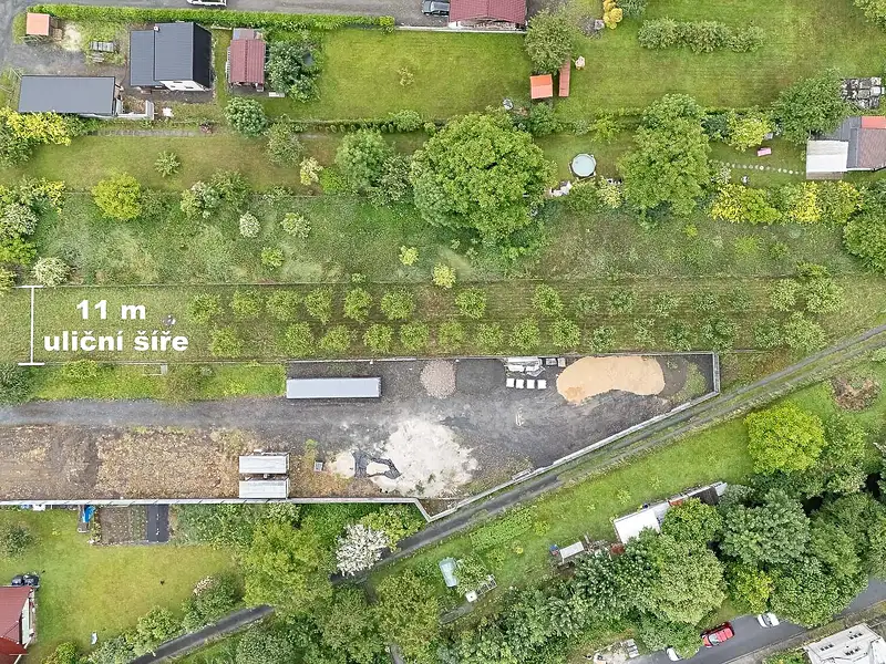 Prodej stavebního pozemku 1323 m², Hranice – náhled fotky 1