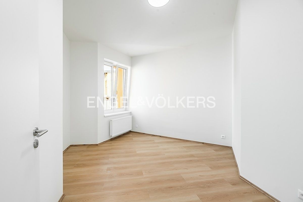 Pronájem bytu 3+kk 80 m² – fotografie 5