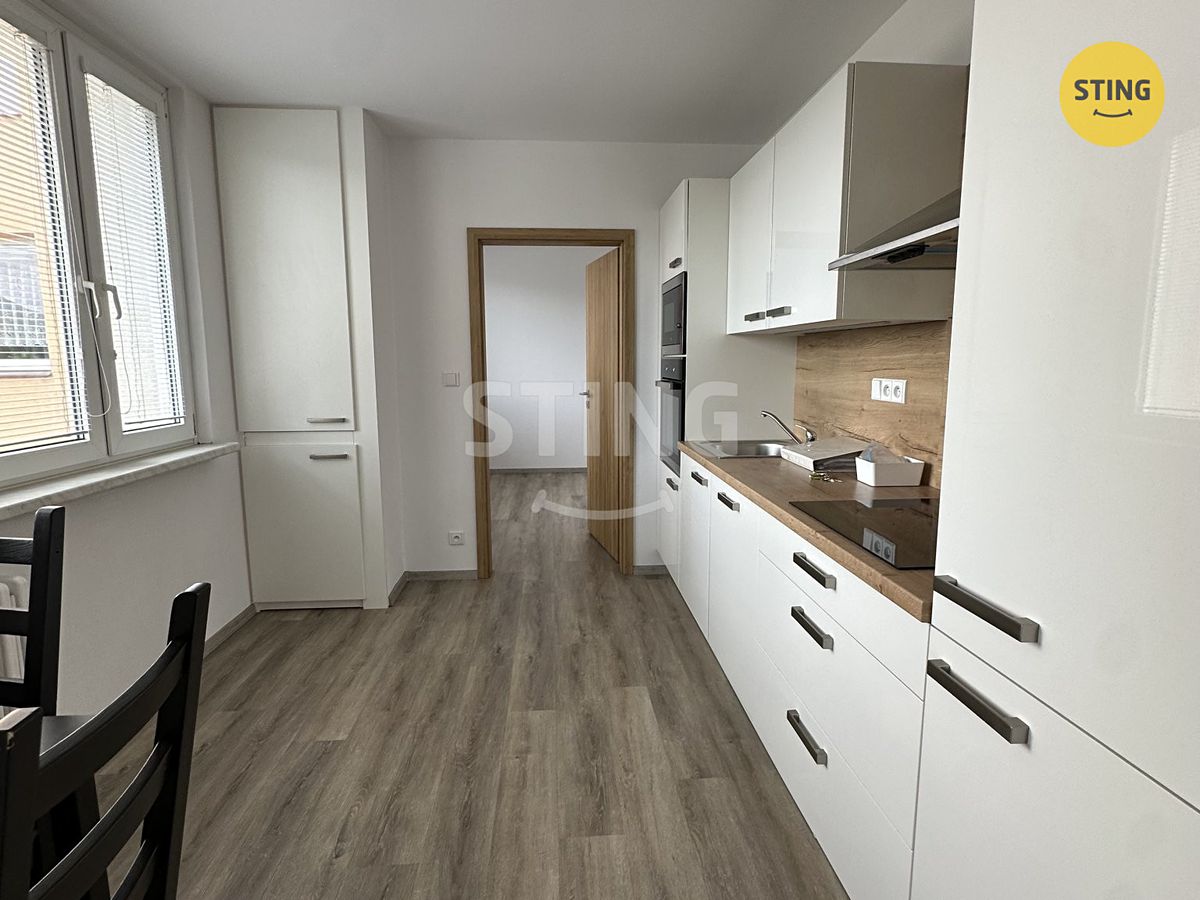 Pronájem bytu 3+kk 59 m² – fotografie 3
