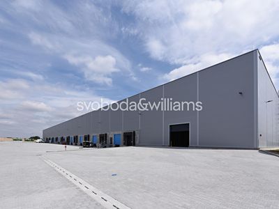 Pronájem výrobní haly, prostoru 16000 m²
