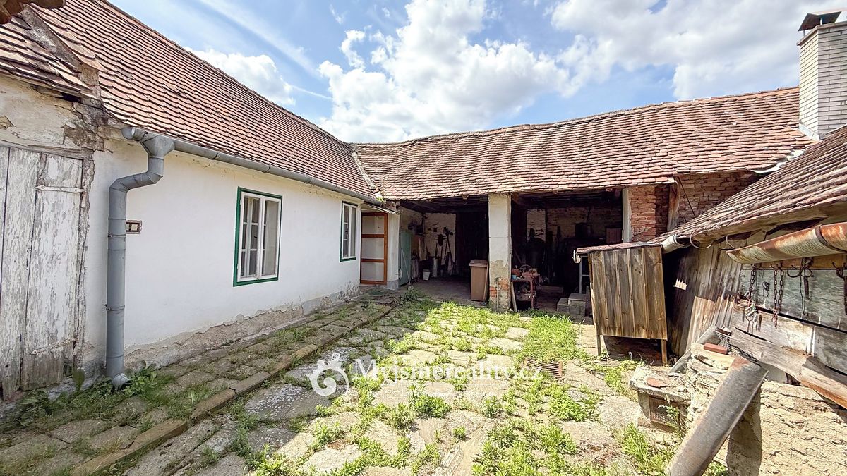 Prodej rodinného domu 155 m², pozemek 1118 m² – fotografie 5