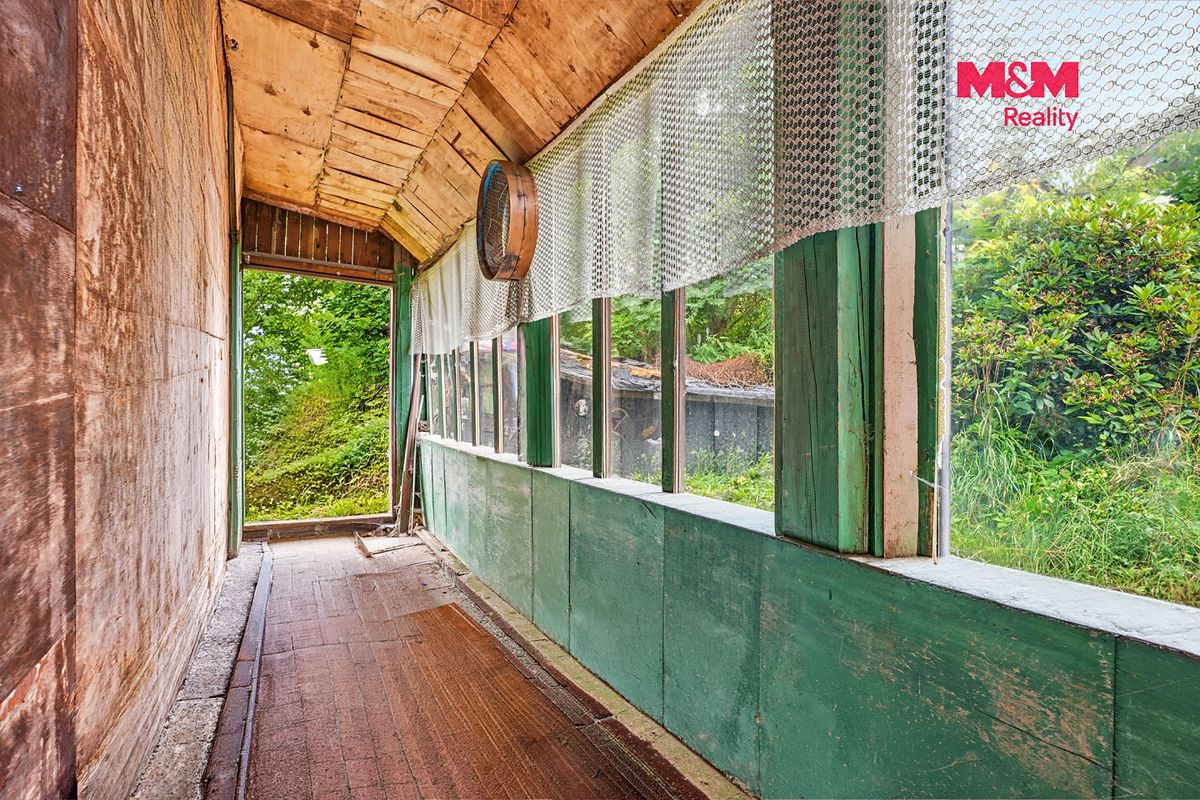 Prodej rodinného domu 180 m², pozemek 1174 m² – fotografie 5