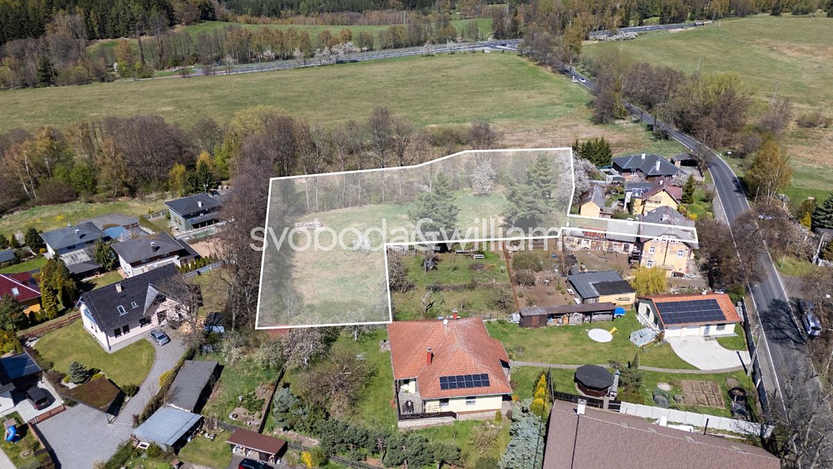 Prodej stavebního pozemku 4210 m²