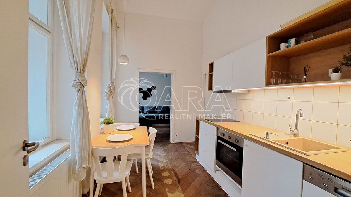 Pronájem bytu 2+1 54 m² – fotografie 4