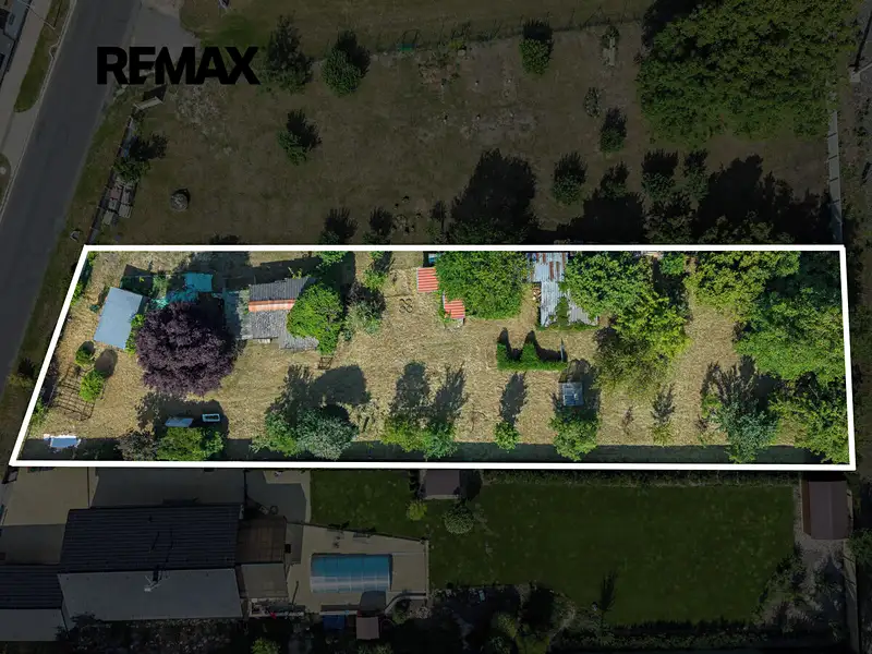 Prodej stavebního pozemku 1422 m², Kostomlaty nad Labem – náhled fotky 1