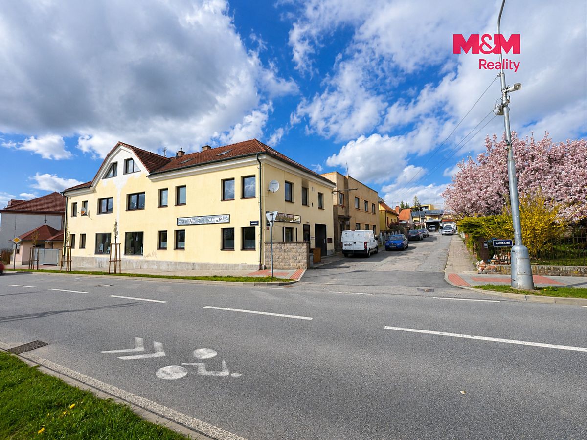 Pronájem bytu 1+kk 33 m² – fotografie 3