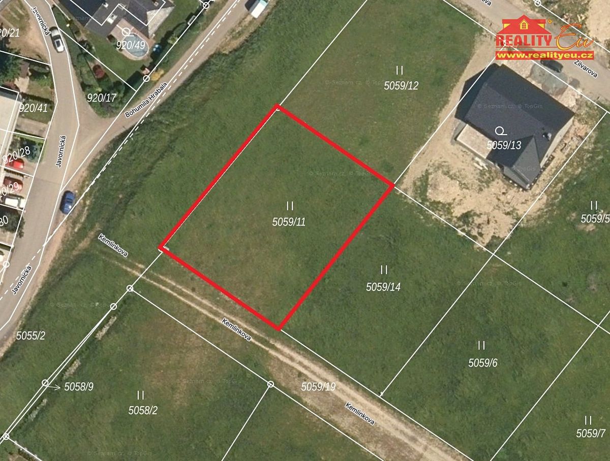 Prodej stavebního pozemku 997 m² – fotografie 2