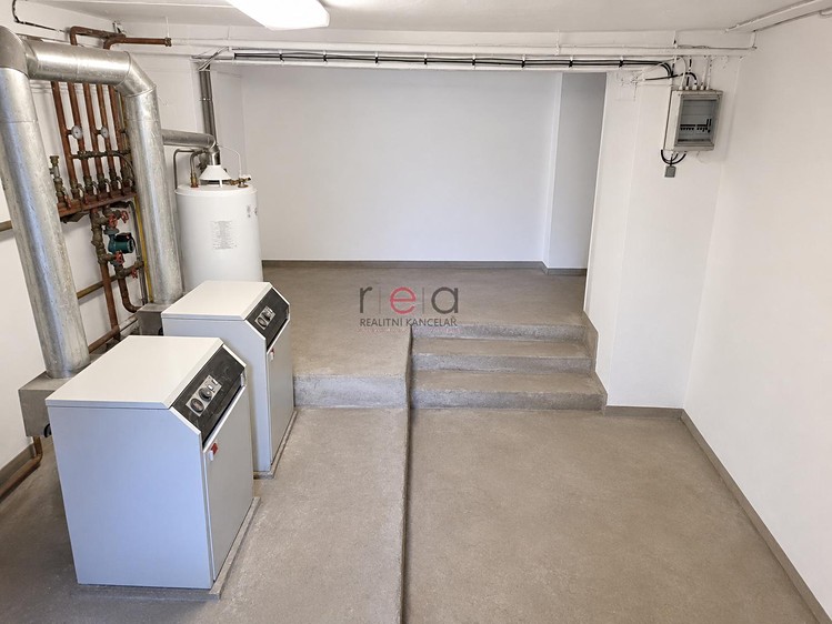 Prodej komerčního prostoru, 280 m² (26 z 29)