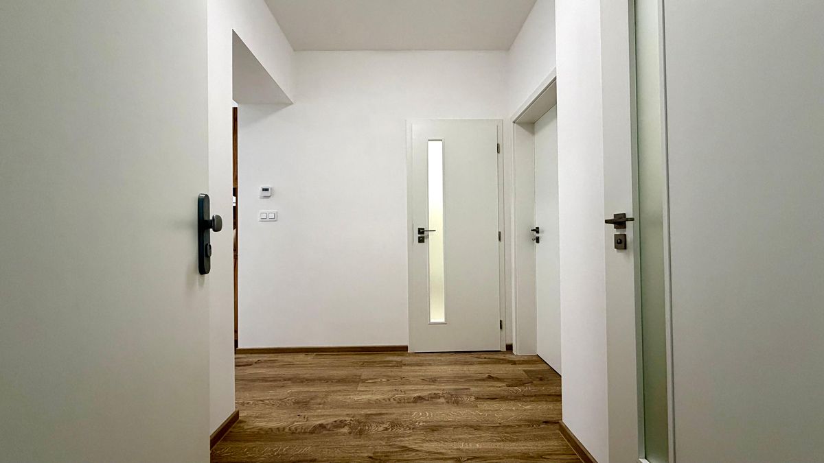 Pronájem bytu 2+kk 64 m² – fotografie 5