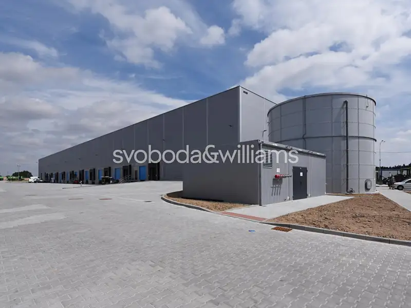 Pronájem skladového prostoru 16000 m², Vejprnice – náhled fotky 2