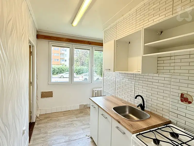 Prodej bytu 3+1 58 m², Pardubice – náhled fotky 3