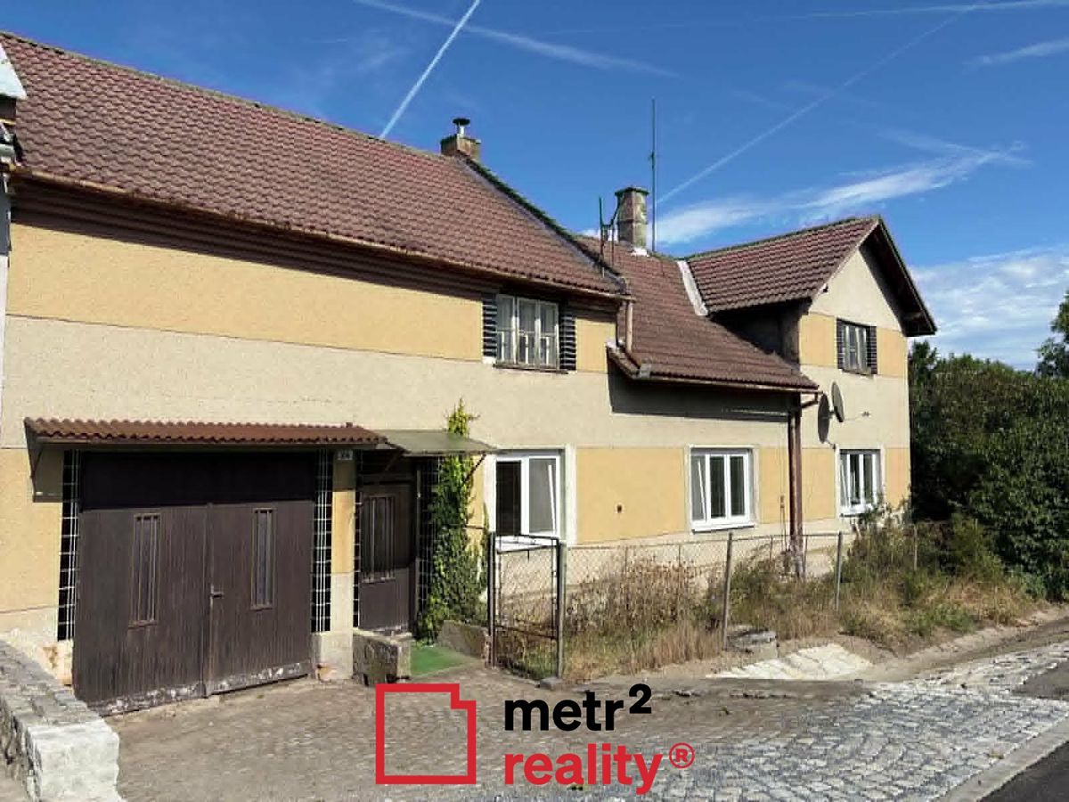 Prodej rodinného domu 80 m², pozemek 697 m² – fotografie 2