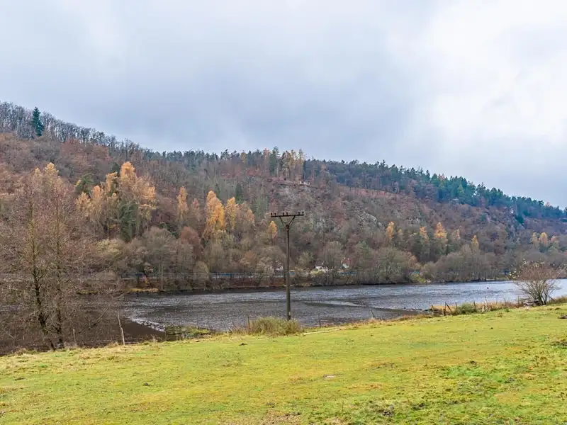 Prodej pole 1200 m², Hradištko – náhled fotky 3