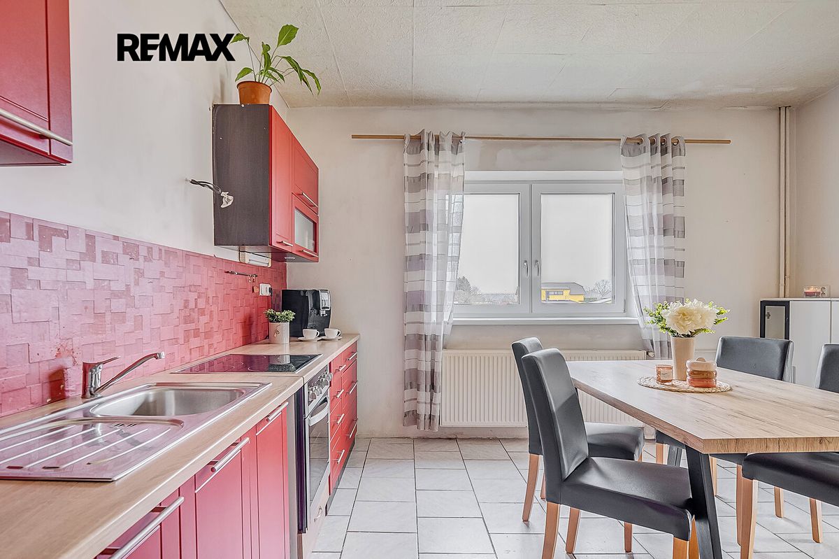 Prodej rodinného domu 175 m², pozemek 451 m² – fotografie 5
